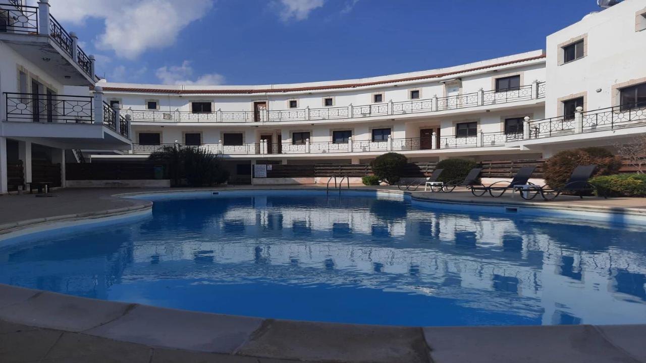 Paramount Gardens Resorts C201 Lárnaka Eksteriør bilde